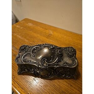 silver-plated jewelry casket (or trinket box)